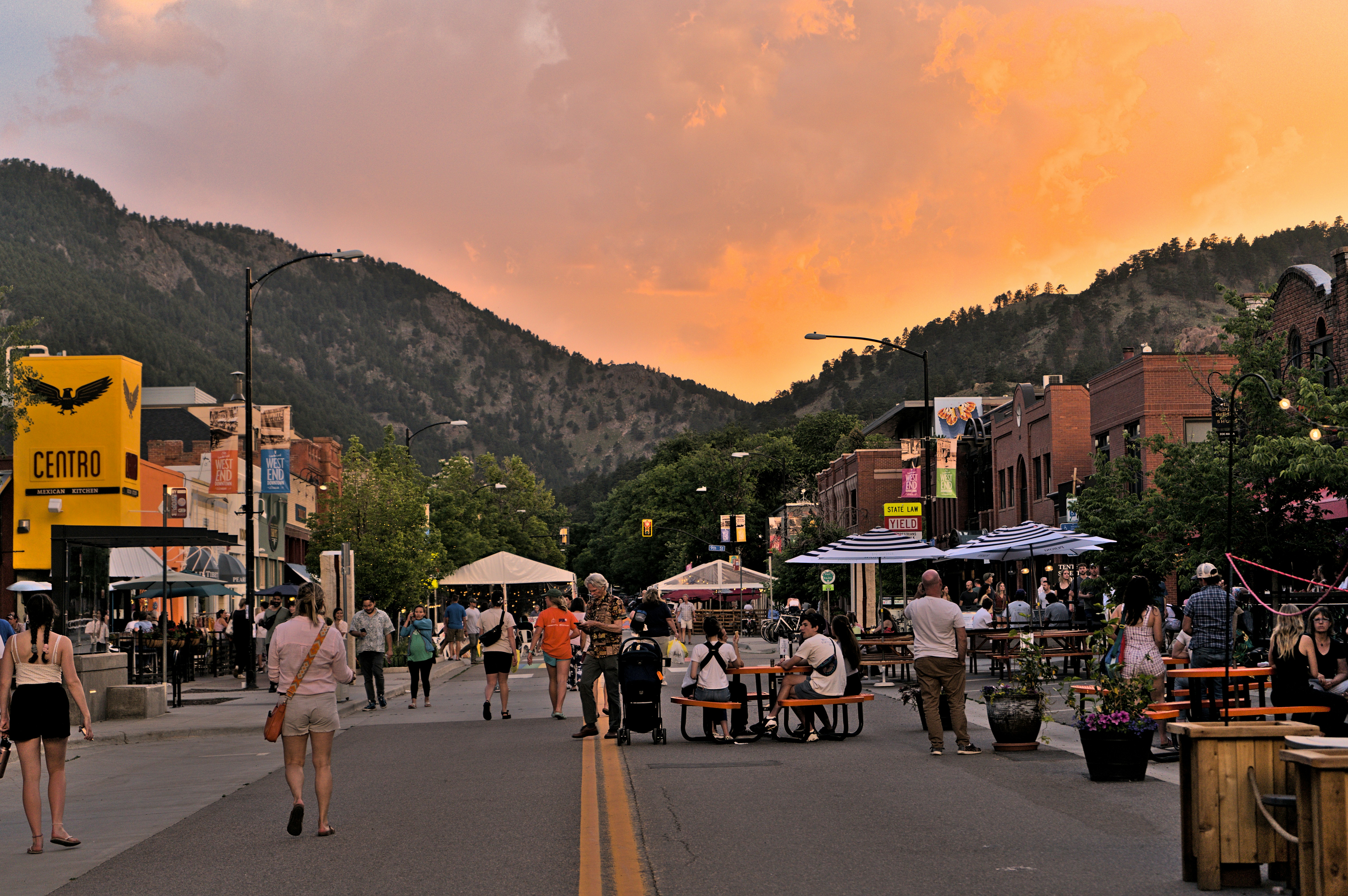 Walkable town — Pearl Street and downtown energy